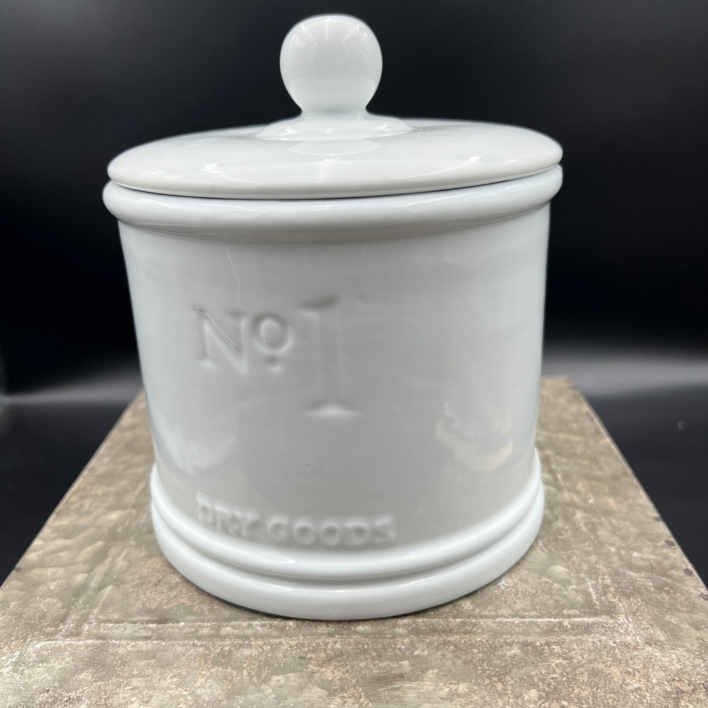Fitz & Floyd Everyday White Porcelain Dry Goods No. 1 Canister Jar With Lid